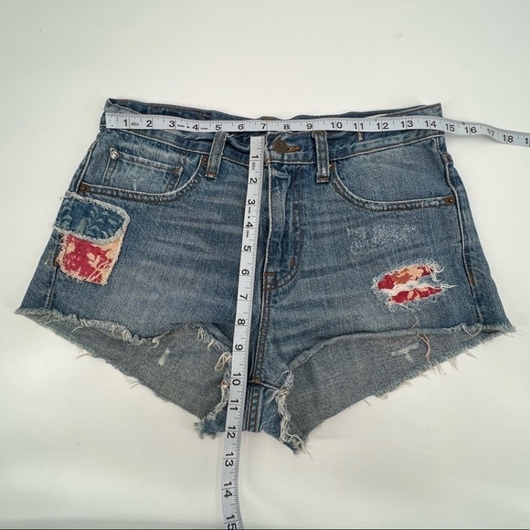 Denim & Supply Ralph Lauren Vintage Cut Off Patched Jean Shorts Size 27 Women's - Picture 5 of 6